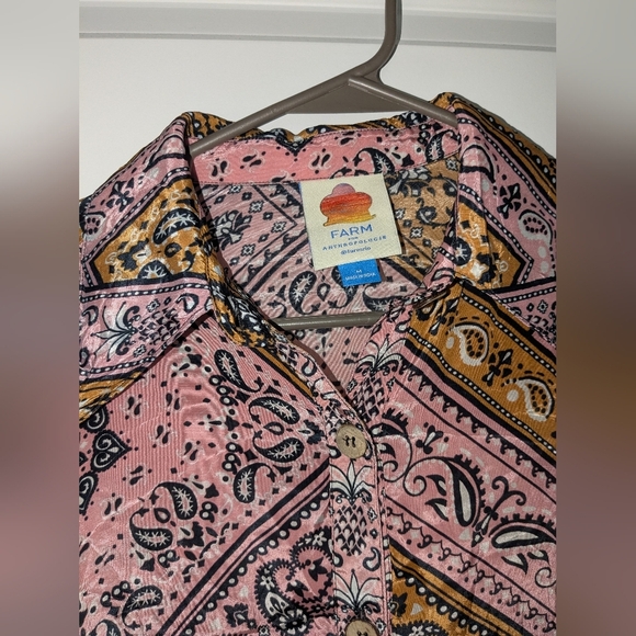 FARM Rio X Anthropologie Classic Bandana Print Med Button Down Paisley Print - Picture 5 of 9